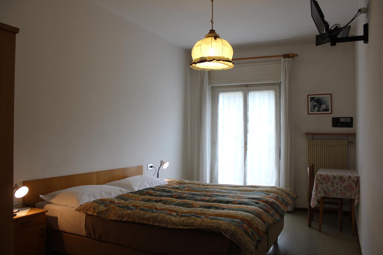 Garni Hirsch Hotel Canazei Exterior photo