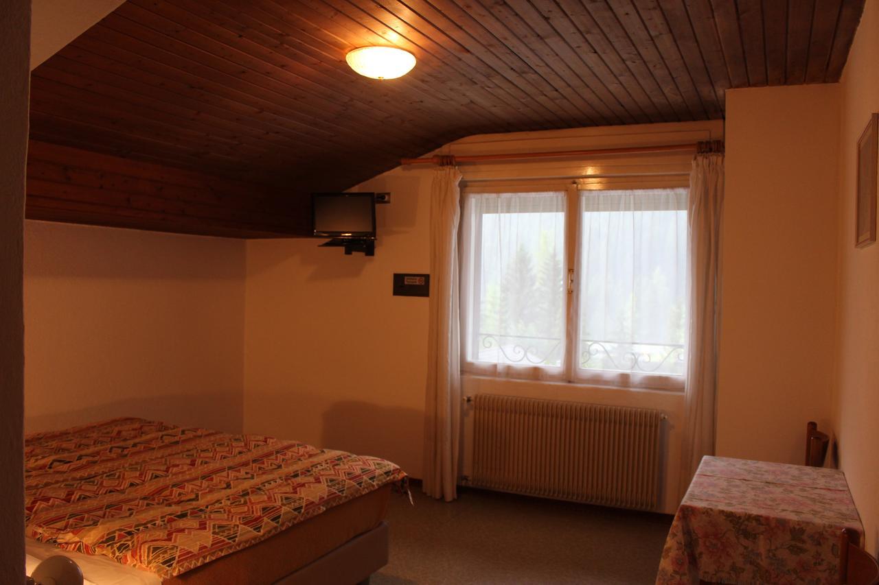 Garni Hirsch Hotel Canazei Exterior photo
